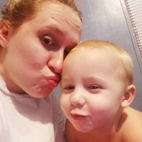 Meet your Posher, Julia - Picture 5 of 6